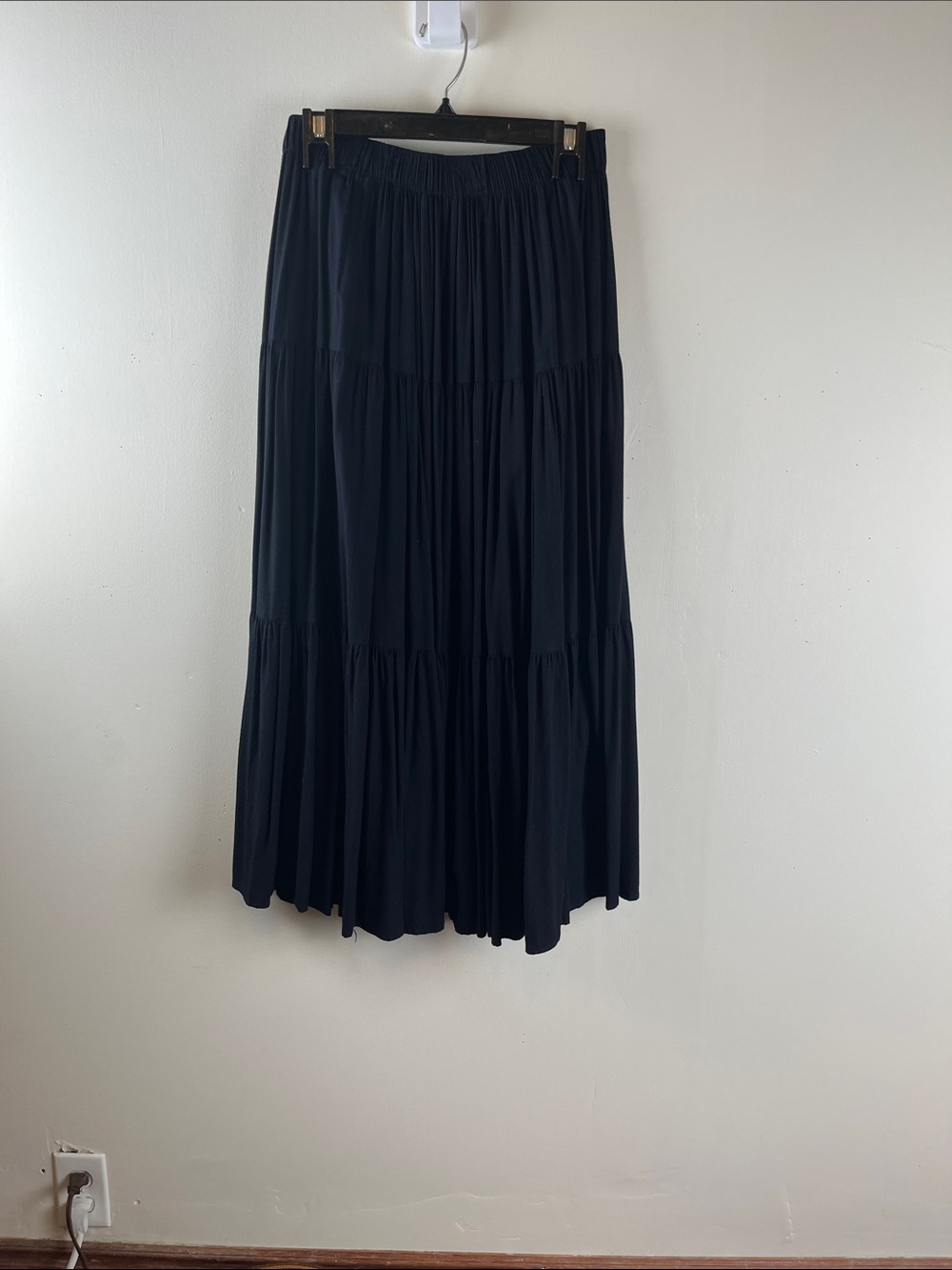 Shelbi Ranch Classic Vintage Black Tiered Maxi Skirt